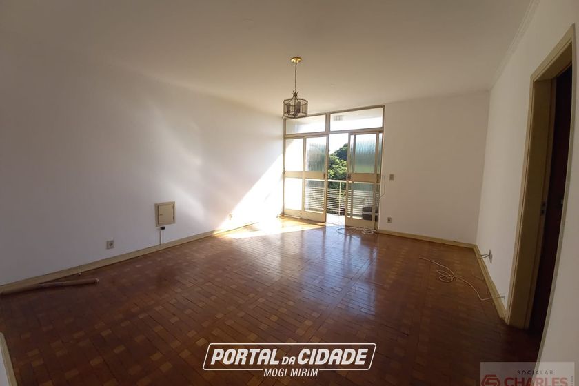Apartamento para alugar - 110m&sup2; - Centro