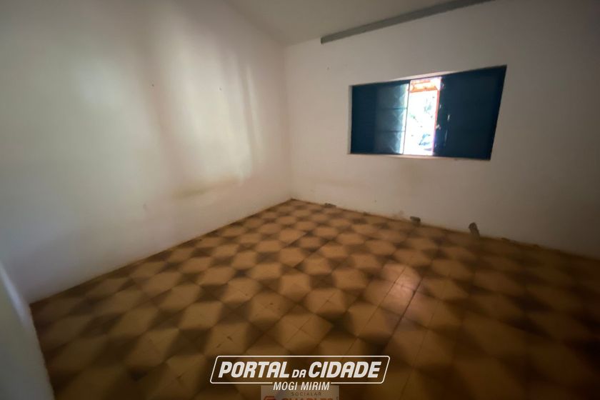 S&iacute;tio &agrave; venda - 84000m&sup2; - Centro
