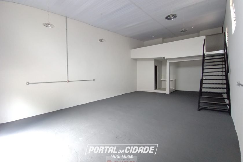 Sal&atilde;o Comercial para alugar - 190m&sup2; - Centro