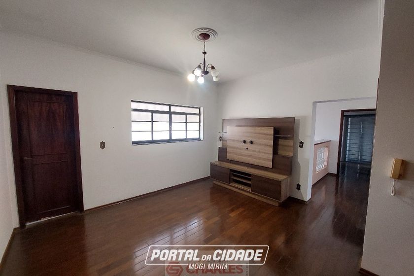 Casa para alugar - 268m&sup2; - Centro