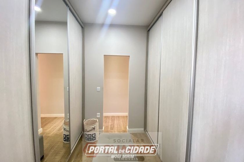Casa &agrave; venda - 220m&sup2; - Centro