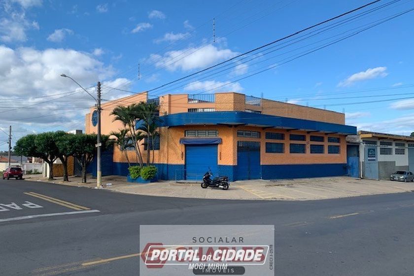 Sal&atilde;o Comercial para alugar - 500m&sup2; - Centro
