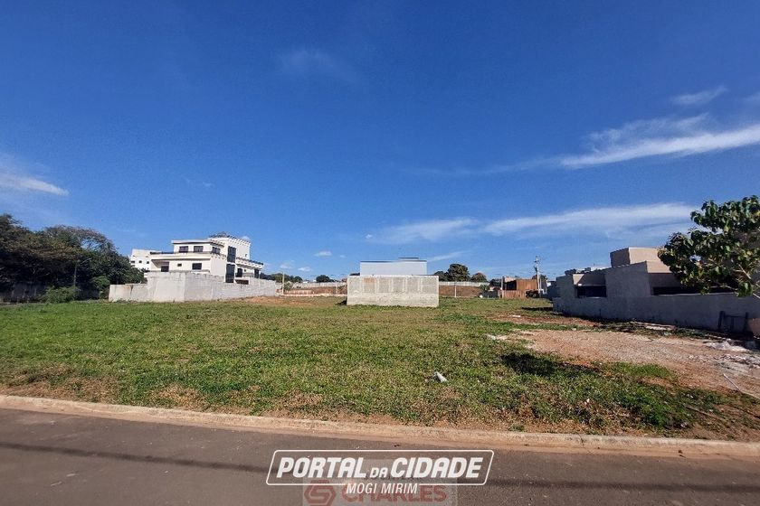 Terreno &agrave; venda - 10m&sup2; - Centro
