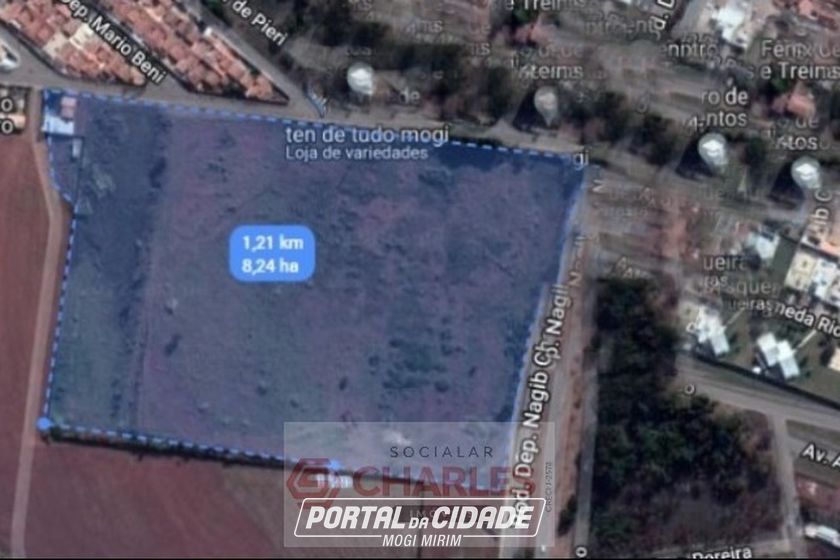 S&iacute;tio &agrave; venda - 10m&sup2; - Centro