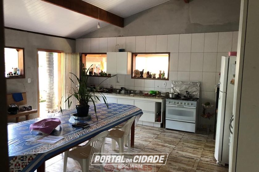 Sal&atilde;o Comercial &agrave; venda - 591m&sup2; - Centro