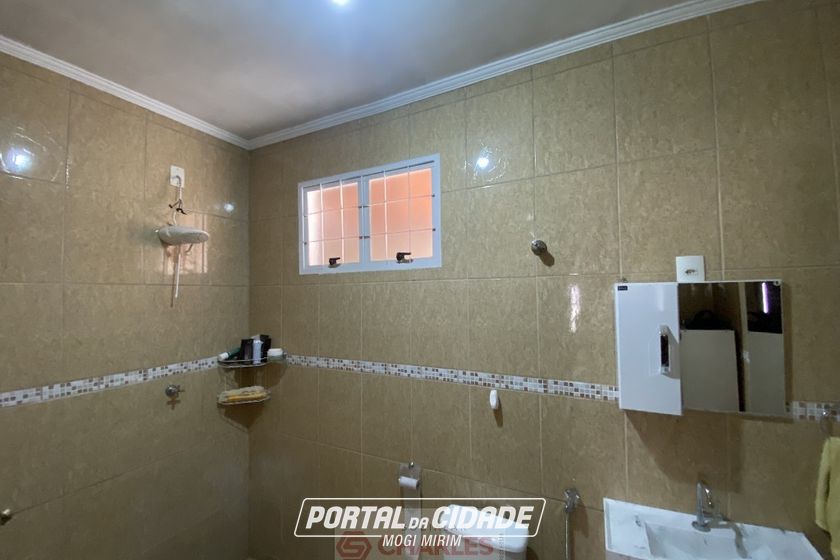 Casa &agrave; venda - 107m&sup2; - Centro