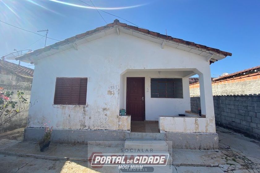 Casa &agrave; venda - 101m&sup2; - Centro