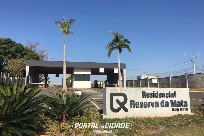 Terreno &agrave; venda - 10m&sup2; - Centro