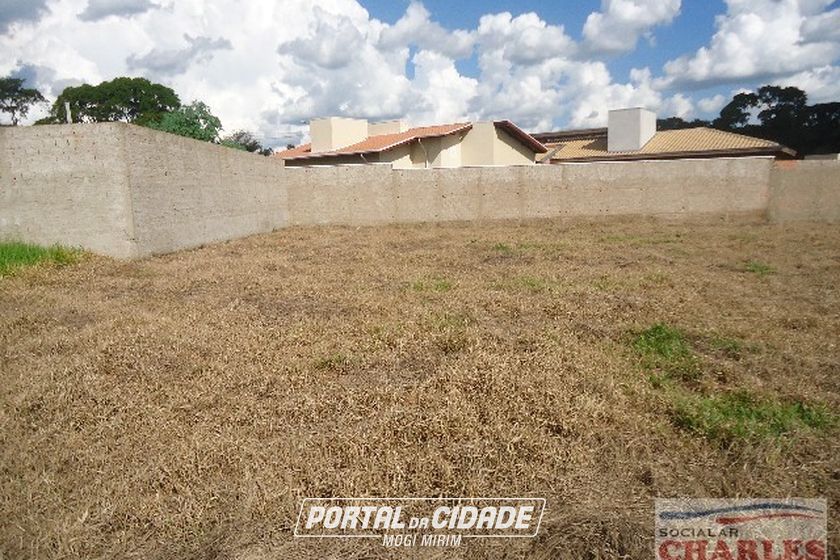 Terreno &agrave; venda - 10m&sup2; - Centro