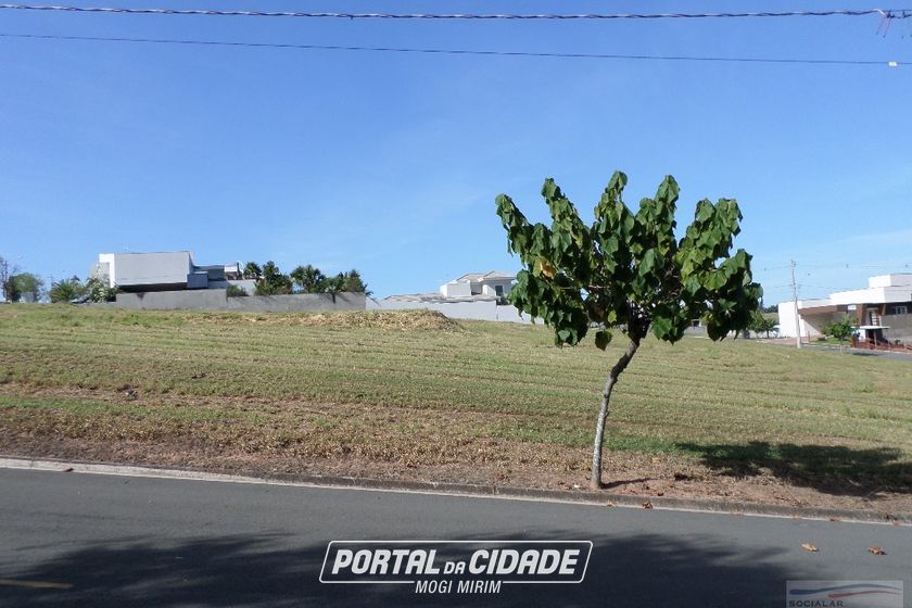 Terreno &agrave; venda - 10m&sup2; - Centro