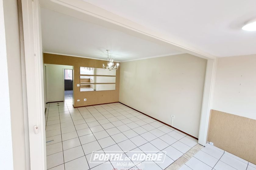 Apartamento &agrave; venda - 142m&sup2; - Centro