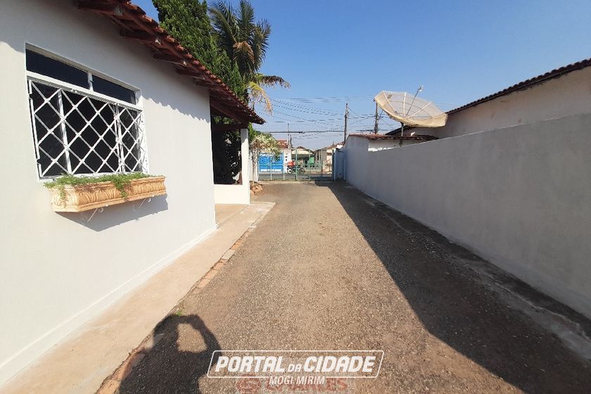 Sal&atilde;o Comercial para alugar - 300m&sup2; - Centro