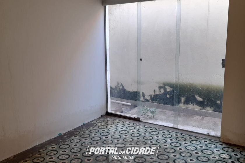 Casa &agrave; venda - 10m&sup2; - Centro