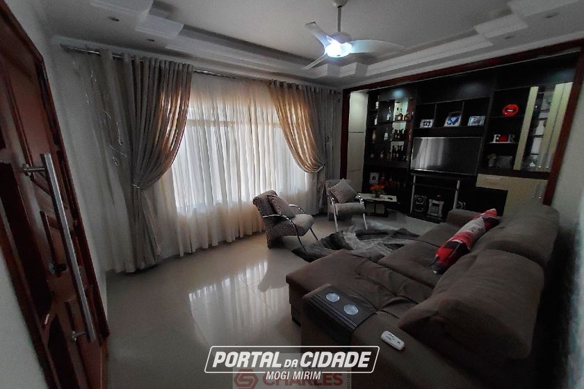 Casa &agrave; venda - 173m&sup2; - Centro