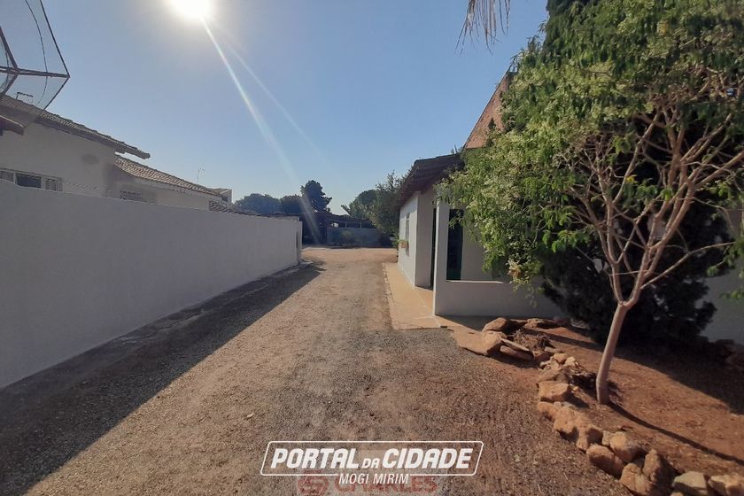 Sal&atilde;o Comercial para alugar - 300m&sup2; - Centro