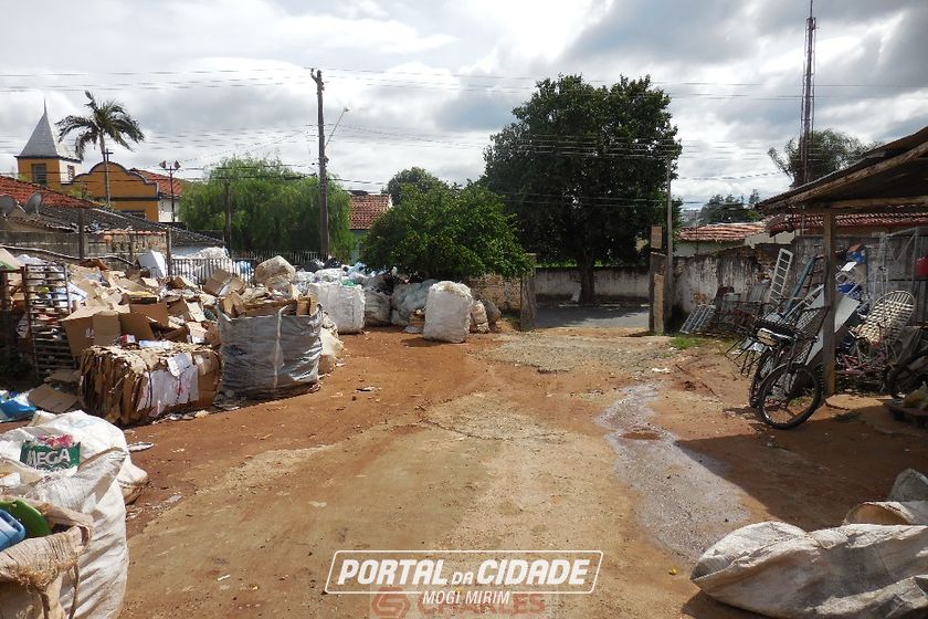 Terreno &agrave; venda - 10m&sup2; - Centro