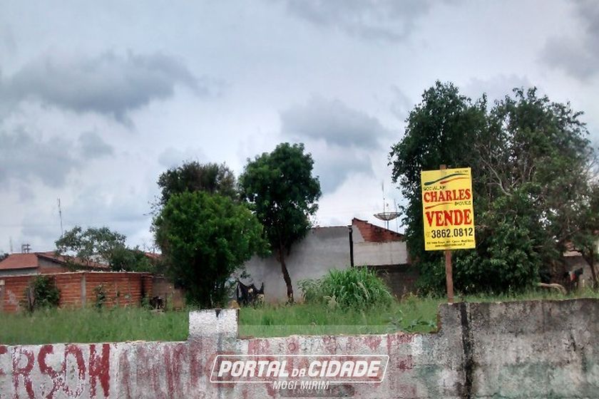 Terreno &agrave; venda - 10m&sup2; - Centro