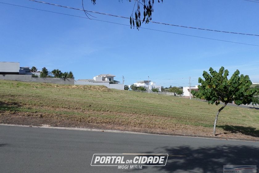Terreno &agrave; venda - 10m&sup2; - Centro