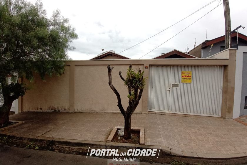 Casa para alugar - 135m&sup2; - Centro