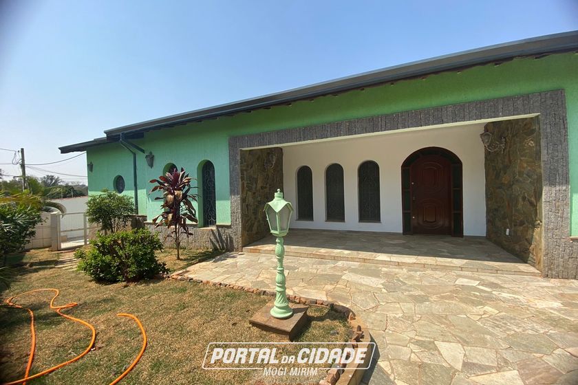 Casa &agrave; venda - 293m&sup2; - Centro