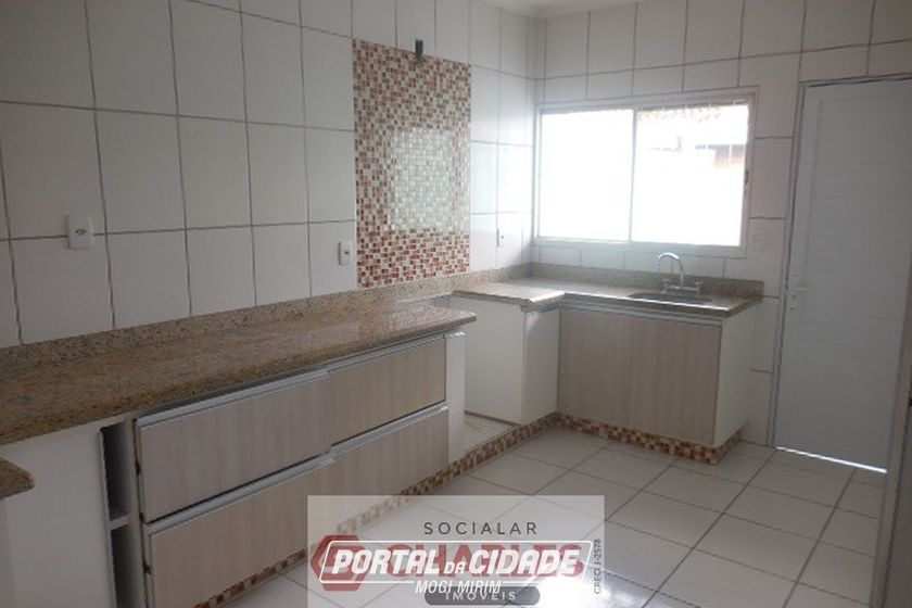 Casa &agrave; venda - 102m&sup2; - Centro