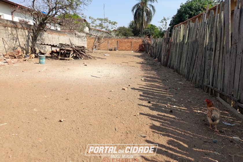 Terreno &agrave; venda - 10m&sup2; - Centro