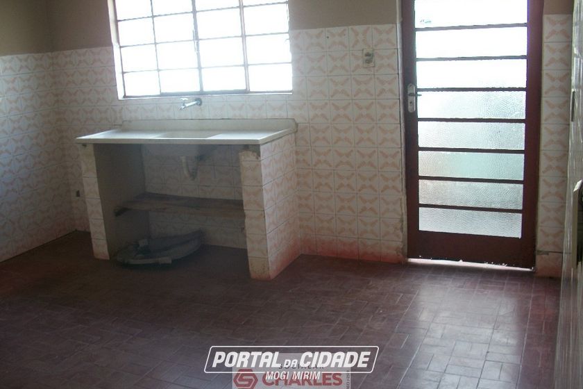 Casa &agrave; venda - 150m&sup2; - Centro