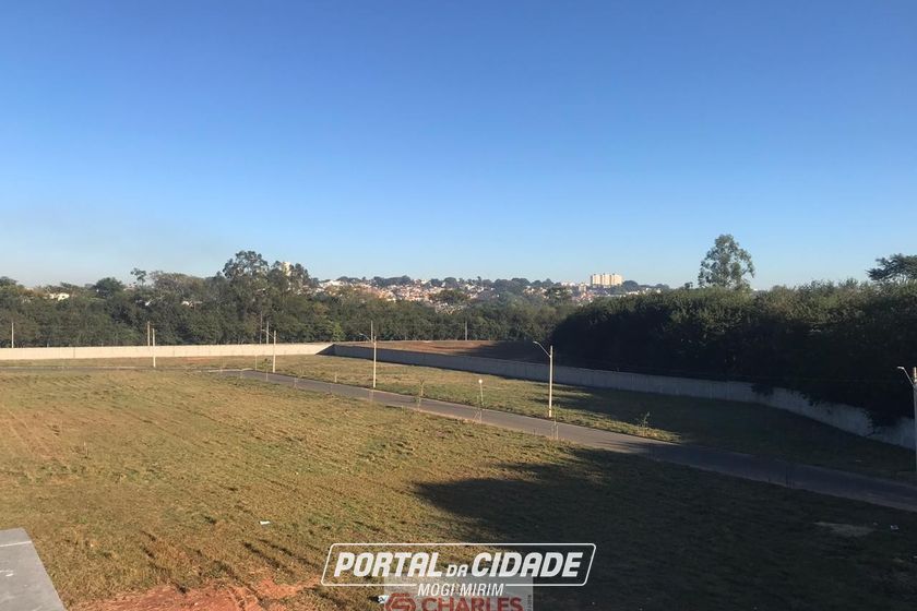 Terreno &agrave; venda - 10m&sup2; - Centro