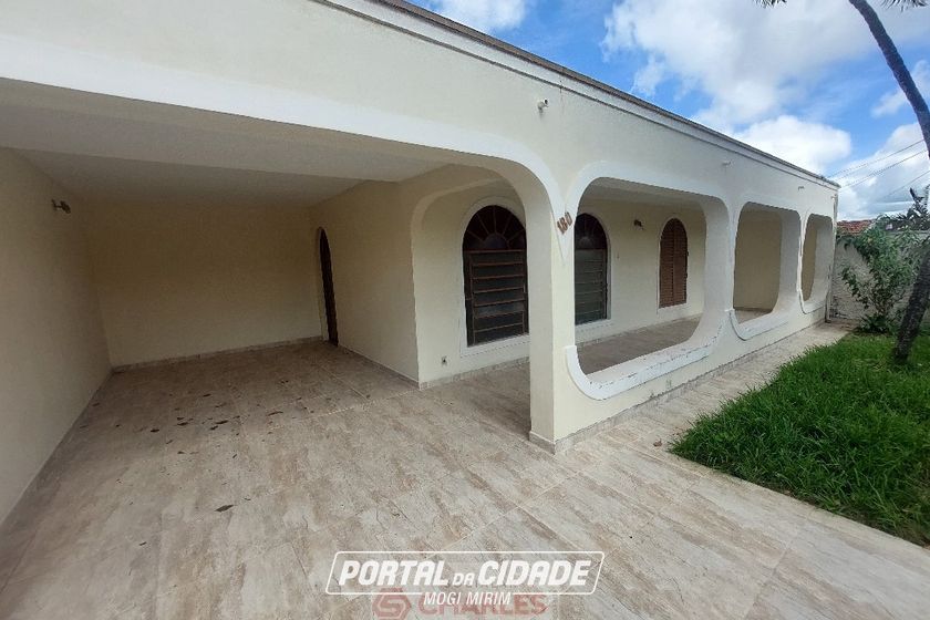 Casa &agrave; venda - 154m&sup2; - Centro