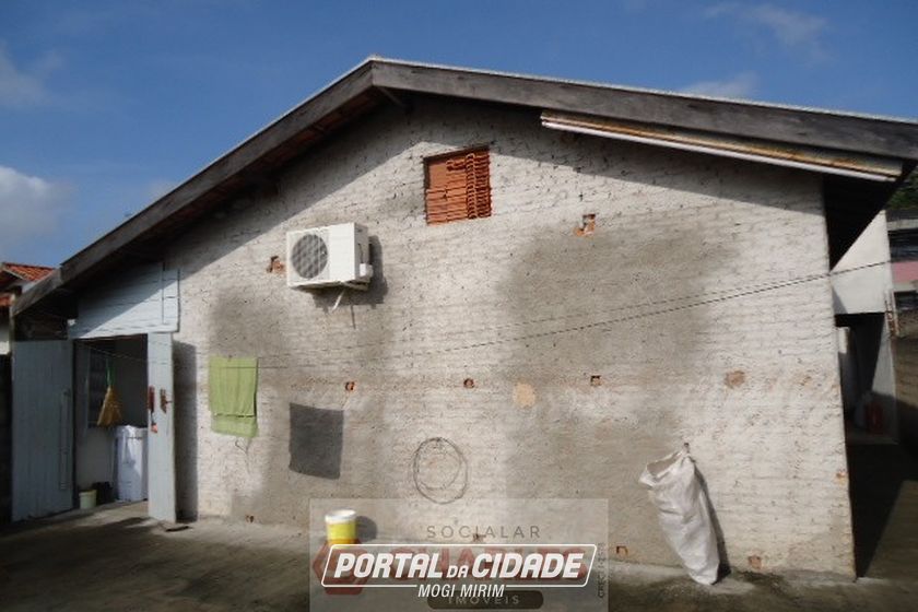 Casa &agrave; venda - 70m&sup2; - Centro