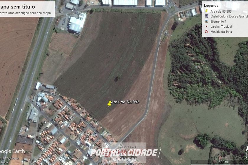 S&iacute;tio &agrave; venda - 10m&sup2; - Centro