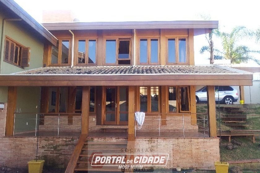 Casa &agrave; venda - 480m&sup2; - Centro