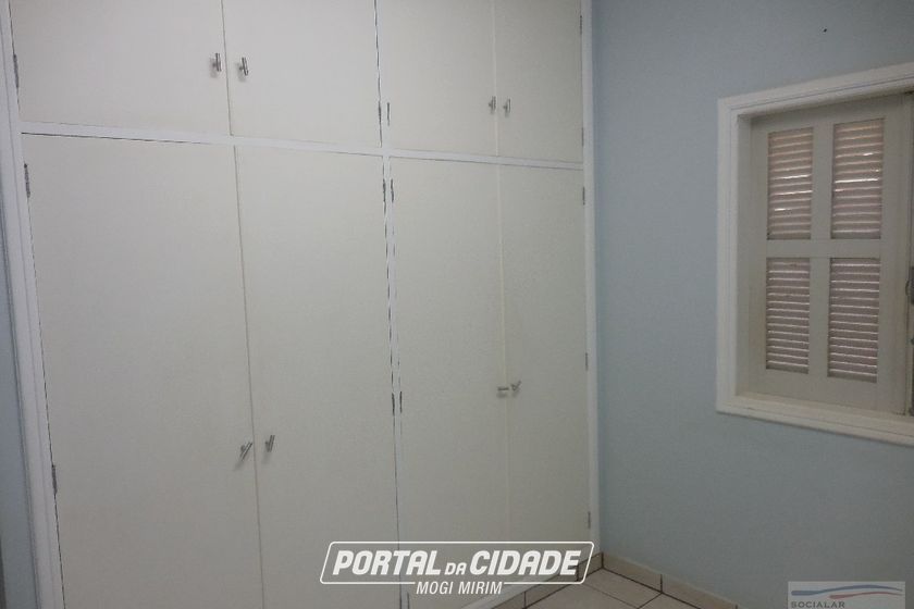 Casa &agrave; venda - 201m&sup2; - Centro