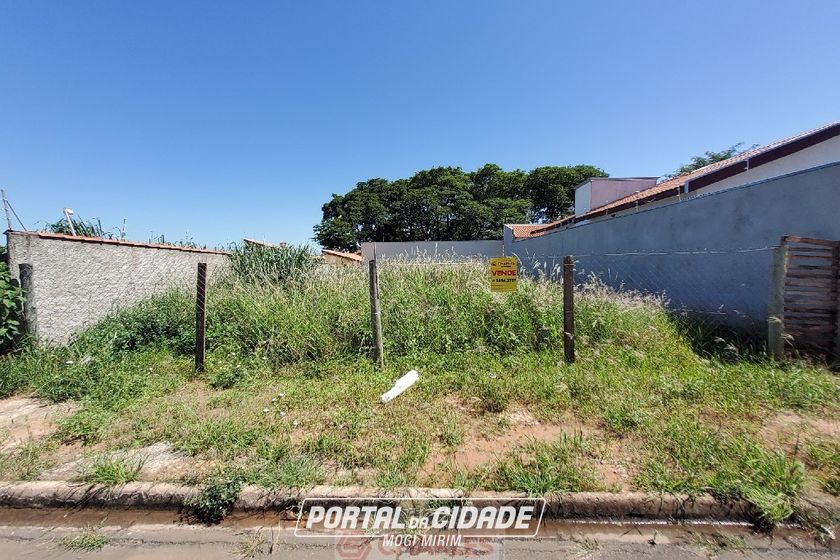 Terreno &agrave; venda - 10m&sup2; - Centro