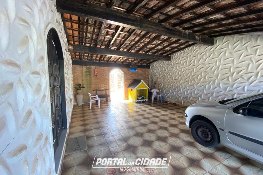 Casa &agrave; venda - 261m&sup2; - Centro