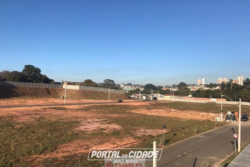 Terreno &agrave; venda - 10m&sup2; - Centro