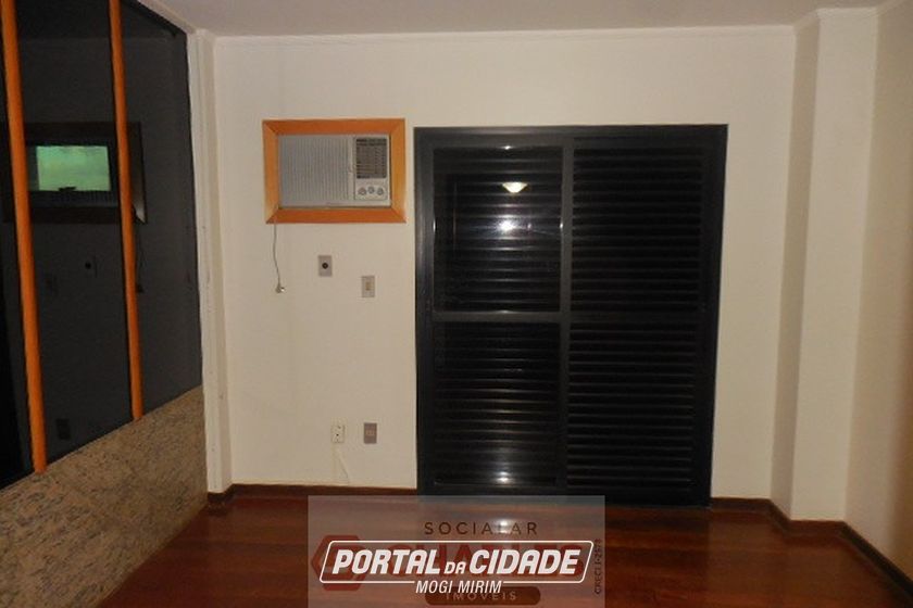 Apartamento &agrave; venda - 180m&sup2; - Centro