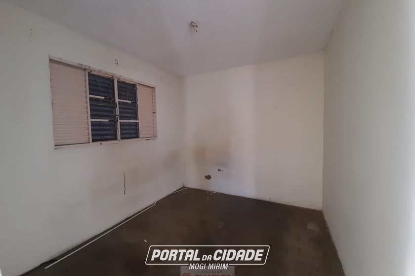 S&iacute;tio &agrave; venda - 10m&sup2; - Centro