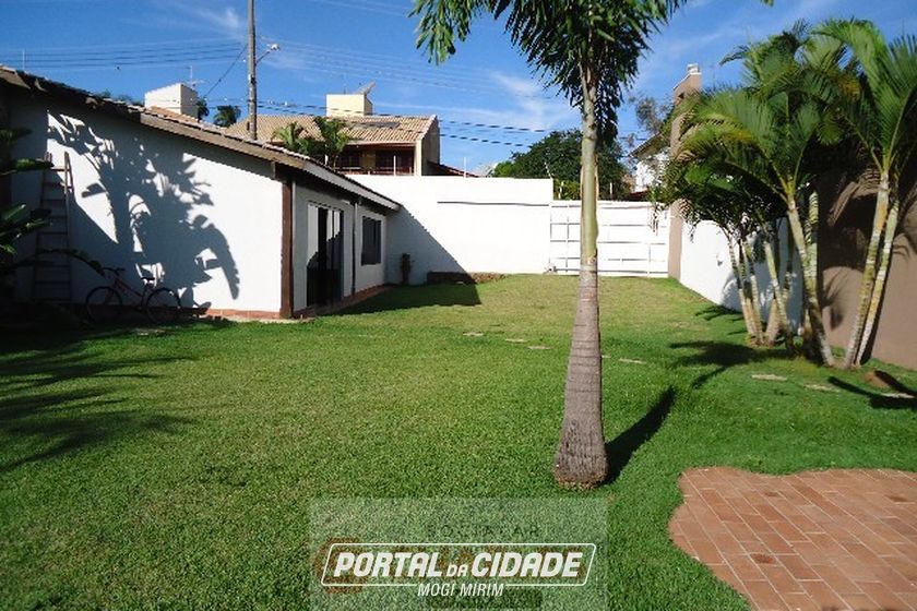 Casa &agrave; venda - 450m&sup2; - Centro