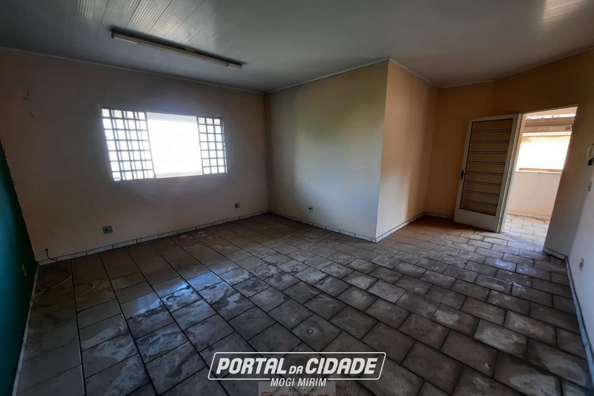 Sal&atilde;o Comercial para alugar - 28m&sup2; - Centro