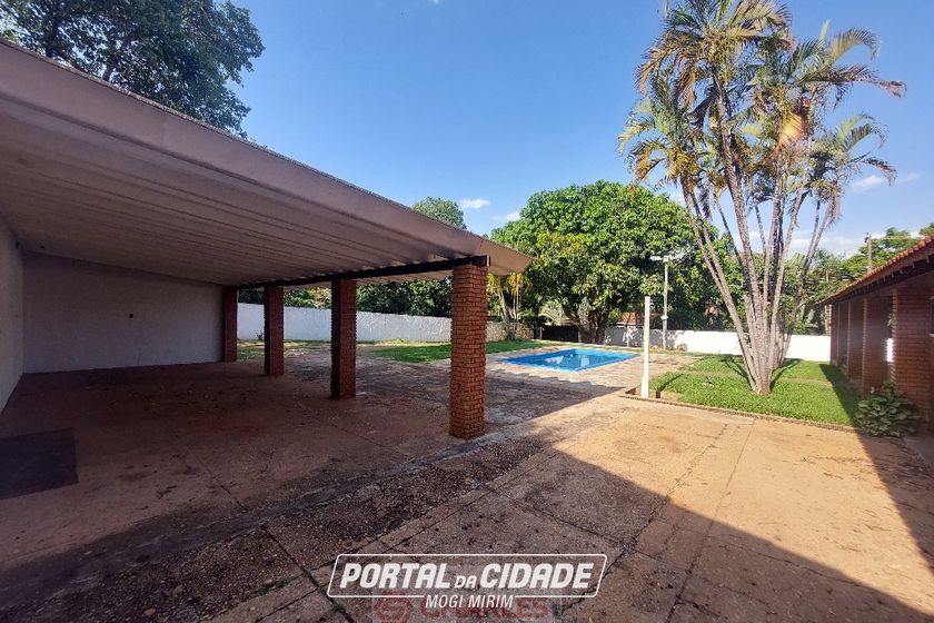 S&iacute;tio &agrave; venda - 345m&sup2; - Centro