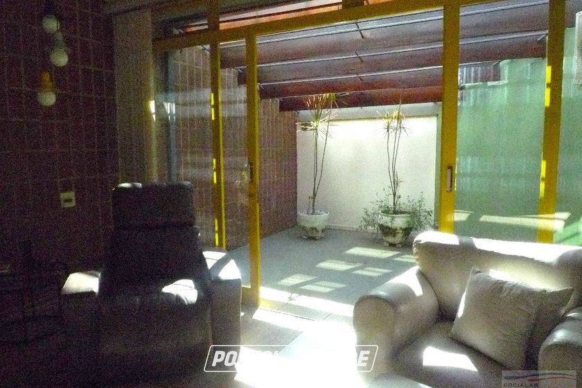 Casa &agrave; venda - 250m&sup2; - Centro