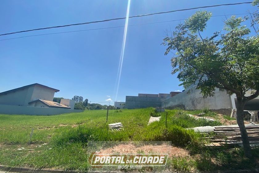 Terreno &agrave; venda - 10m&sup2; - Centro