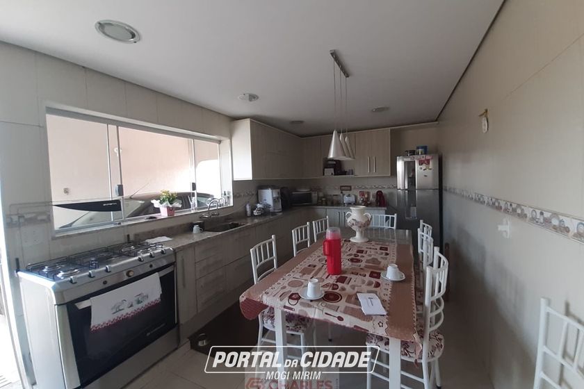 Casa &agrave; venda - 160m&sup2; - Centro