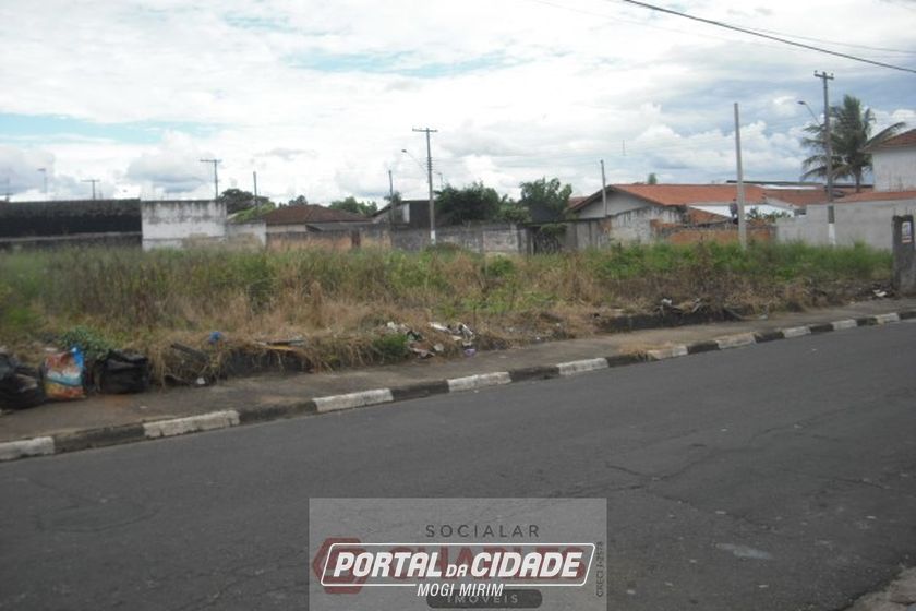 Terreno para alugar - 10m&sup2; - Centro