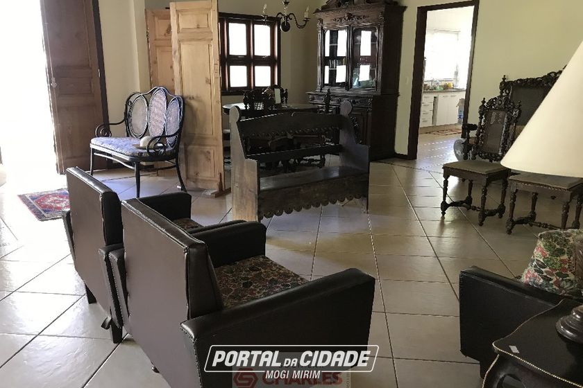 Casa &agrave; venda - 297m&sup2; - Centro