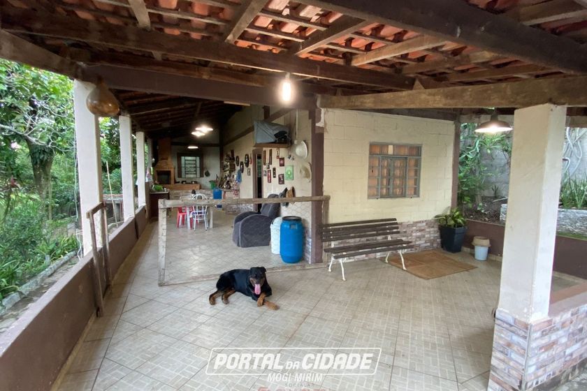 S&iacute;tio &agrave; venda - 10m&sup2; - Centro