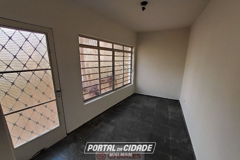 Casa para alugar - 444m&sup2; - Centro