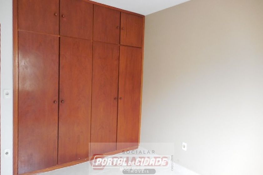Casa &agrave; venda - 243m&sup2; - Centro