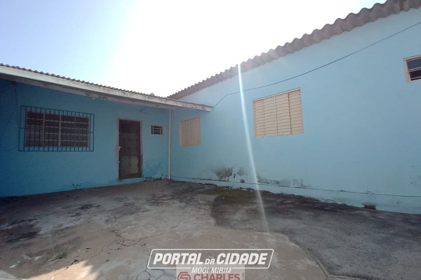 Casa &agrave; venda - 70m&sup2; - Centro